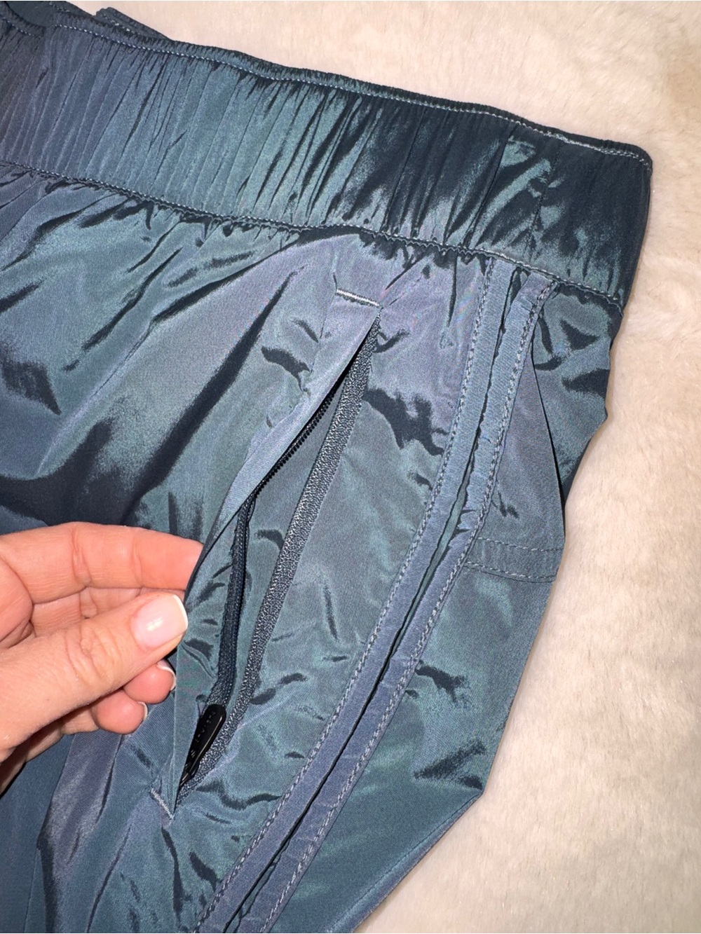 4+ 50% OFF | Athleta Men's Dark Blue Elastic-Waist Jogger Pants - Picture 8 of 9